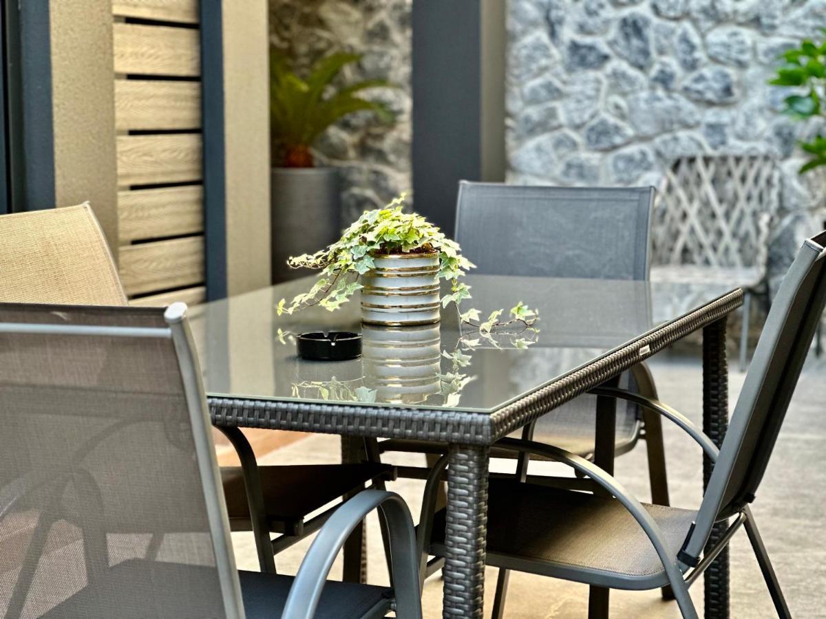T&T Luxury Apartments - Rooftop Jacuzzi Aten Exteriör bild